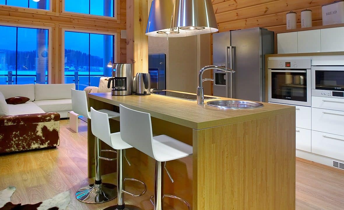 Huvilan keittiö Himoksella